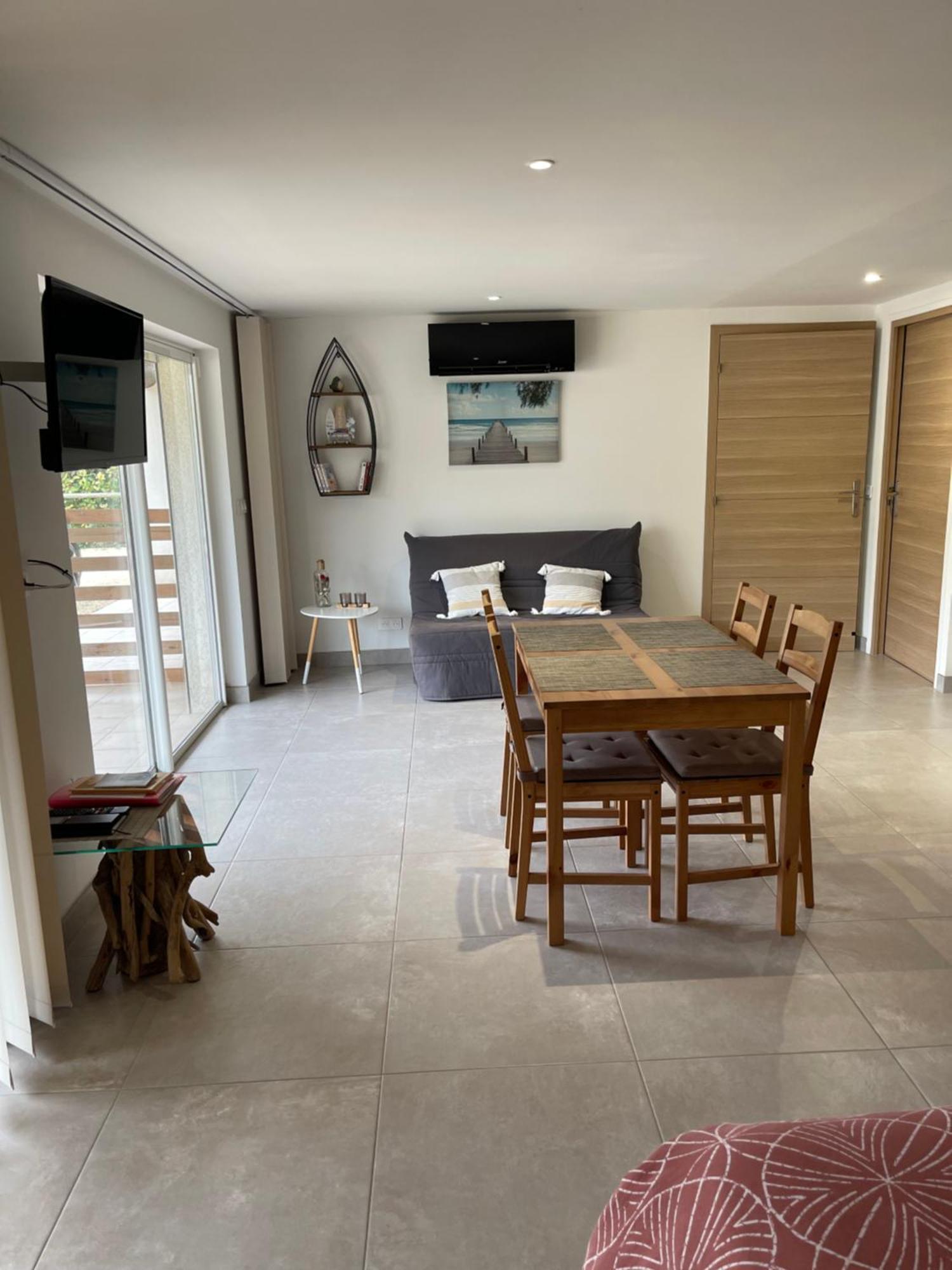 Сasa de vacaciones 40m2 Avec Terrasse De Lauriane *
